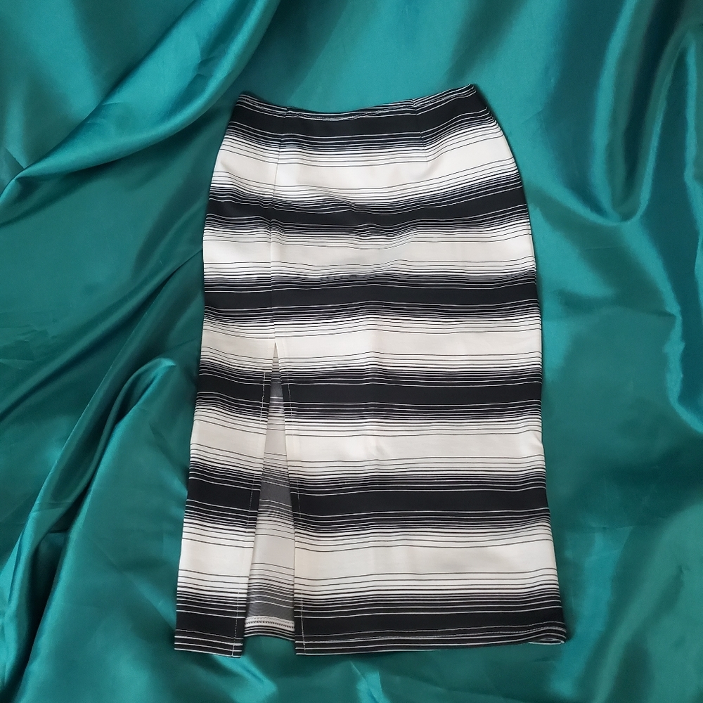 Olivaceous Skirt